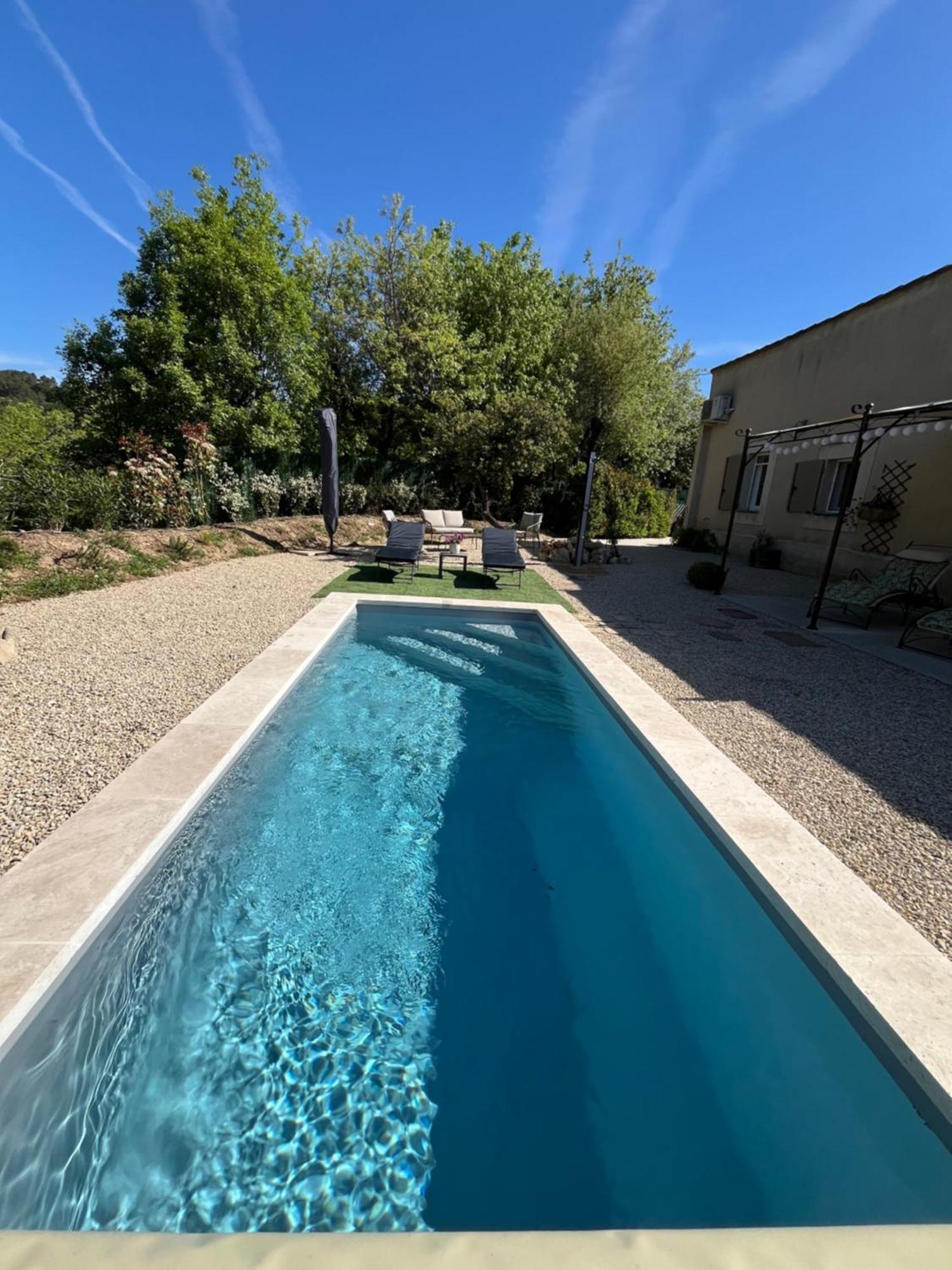 شقة L'Amanderaie Piscine Privee A Cote De Lourmarin Luberon كادينيت المظهر الخارجي الصورة