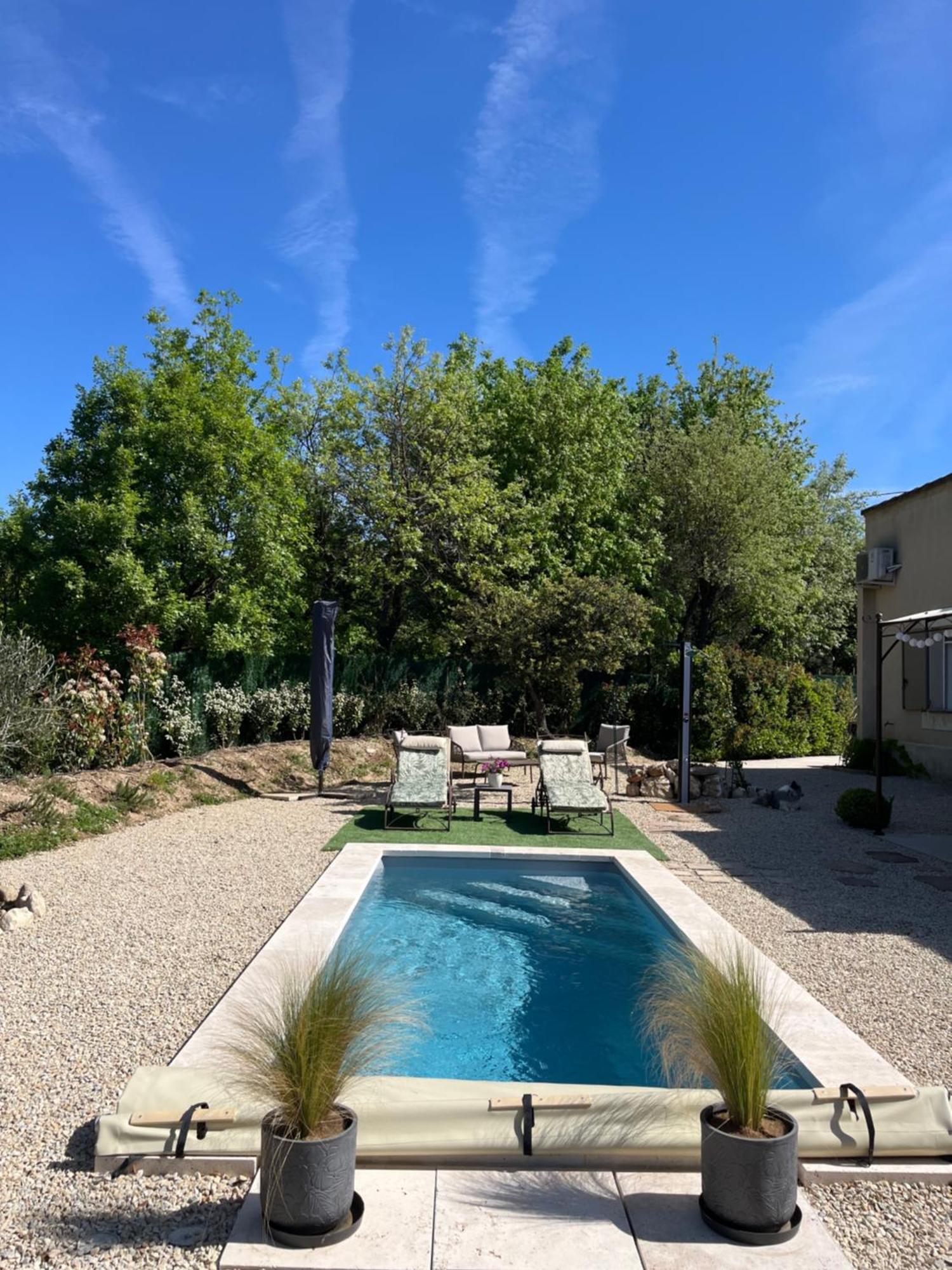 شقة L'Amanderaie Piscine Privee A Cote De Lourmarin Luberon كادينيت المظهر الخارجي الصورة