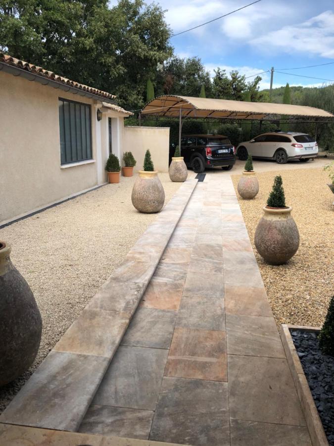 شقة L'Amanderaie Piscine Privee A Cote De Lourmarin Luberon كادينيت المظهر الخارجي الصورة